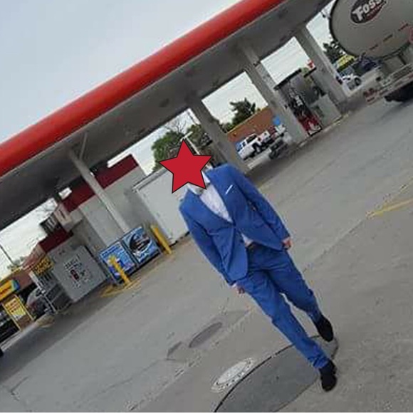 ZARA Slim Suit - Picture 2 of 7